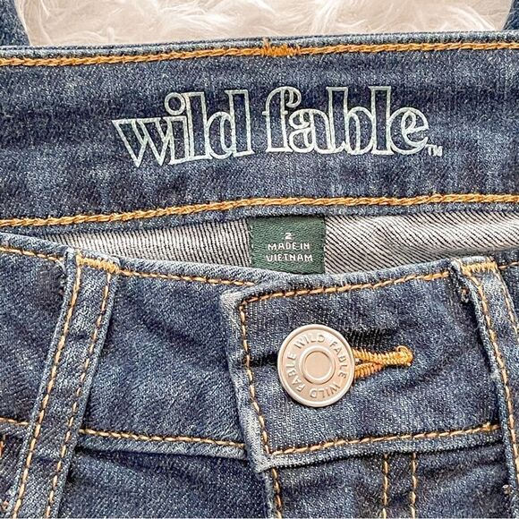 Wild Fable Washed Blue High Rise Distressed Skinny Jeans SZ 2 BNWT - Picture 5 of 14